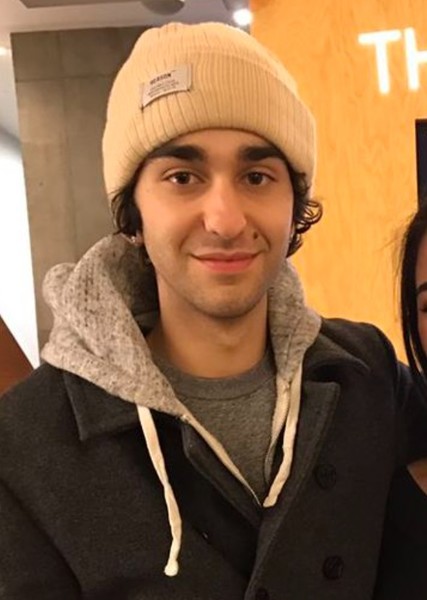 Alex Wolff photo