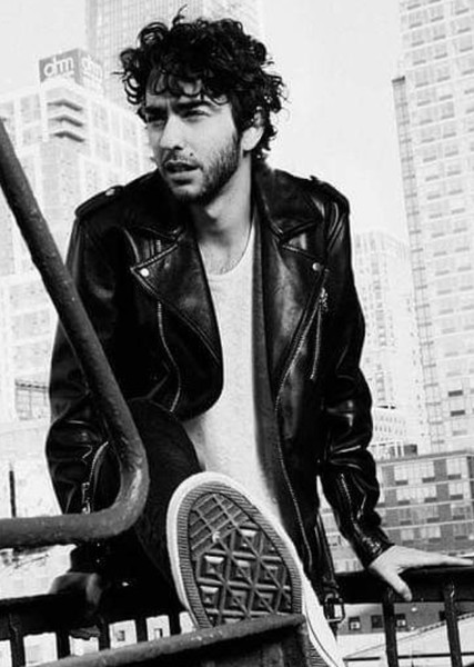 Alex Wolff photo