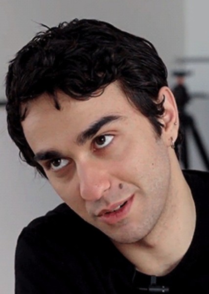 Alex Wolff photo