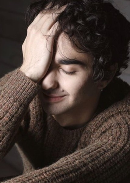 Alex Wolff photo