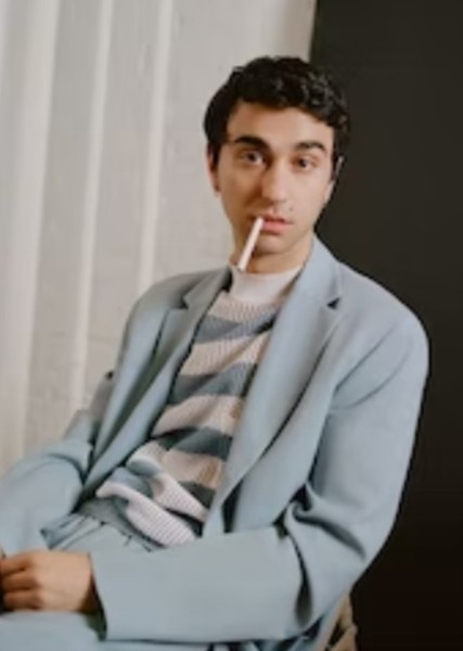 Alex Wolff photo