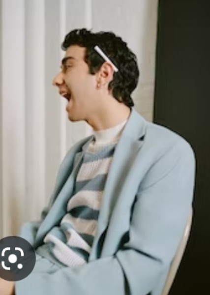 Alex Wolff photo