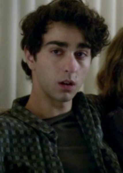 Alex Wolff photo