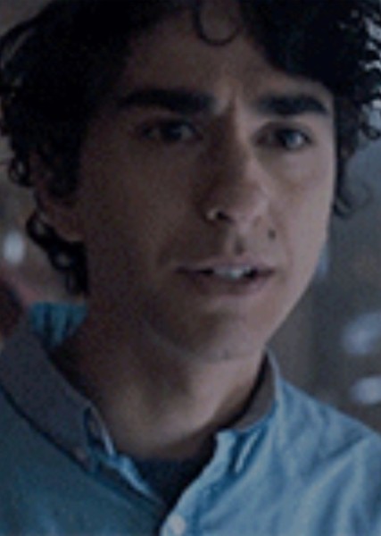 Alex Wolff photo
