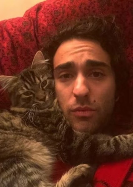 Alex Wolff photo