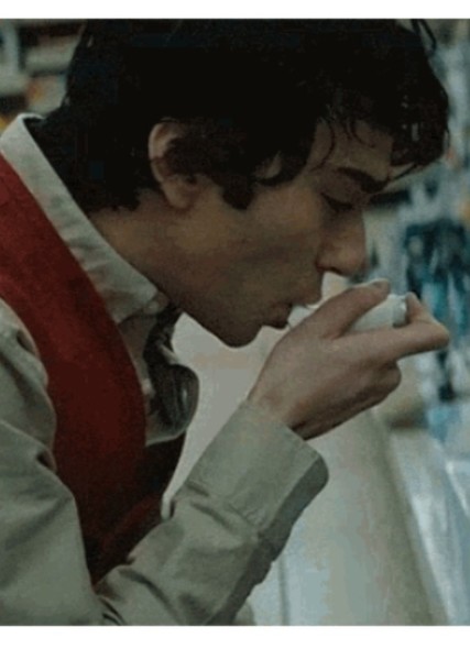 Alex Wolff photo