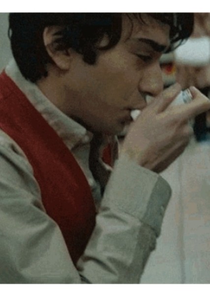 Alex Wolff photo