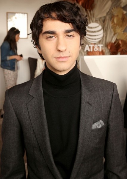Alex Wolff photo