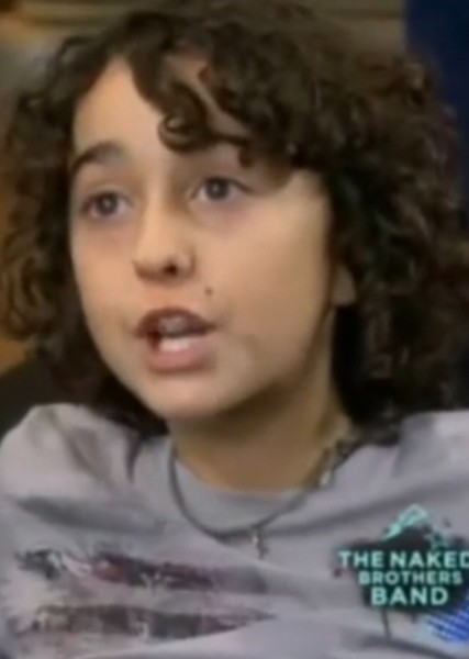 Alex Wolff photo