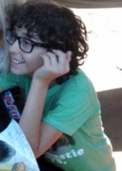 Alex Wolff photo