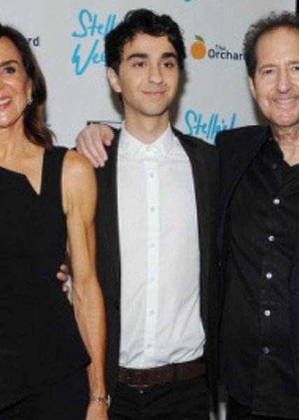 Alex Wolff photo