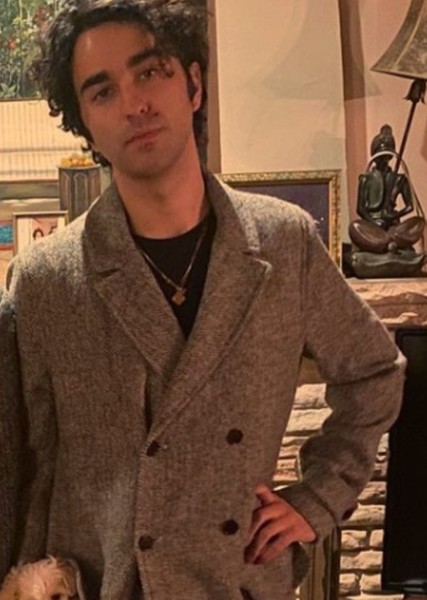 Alex Wolff photo