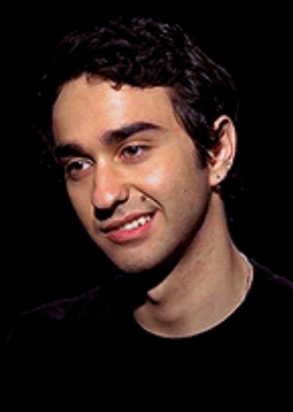 Alex Wolff photo