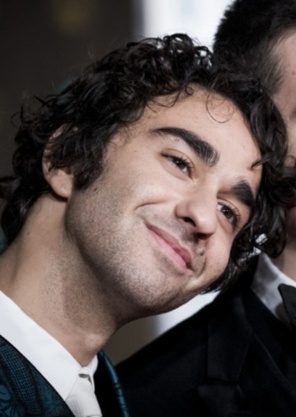 Alex Wolff photo