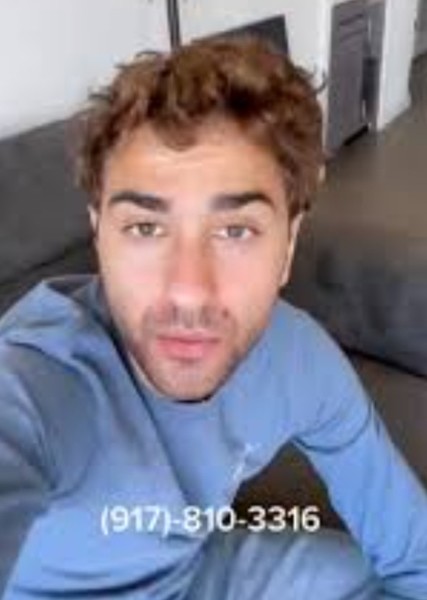 Alex Wolff photo