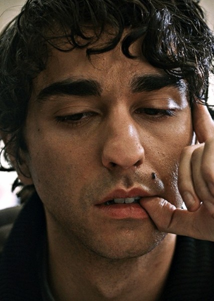 Alex Wolff photo