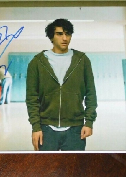 Alex Wolff photo