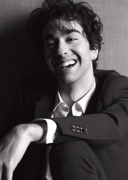 Alex Wolff photo