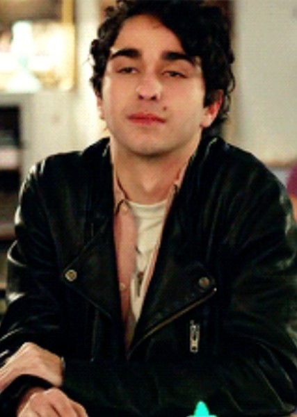 Alex Wolff photo
