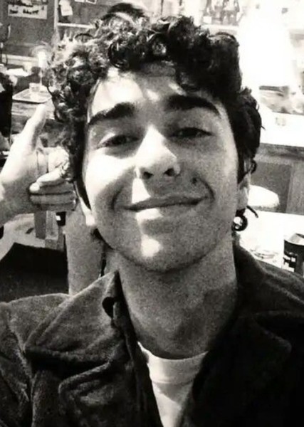 Alex Wolff photo