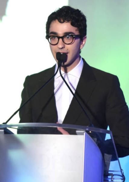 Alex Wolff photo