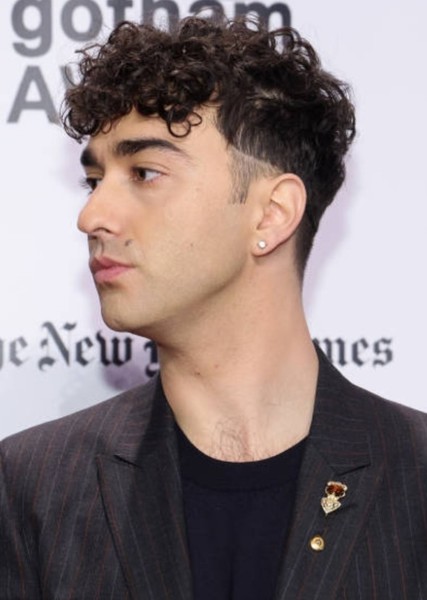 Alex Wolff photo