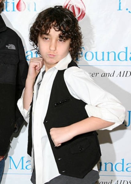 Alex Wolff photo