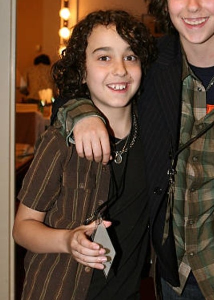 Alex Wolff photo