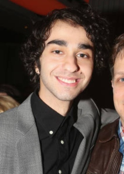 Alex Wolff photo