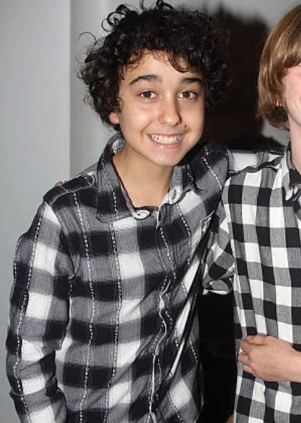 Alex Wolff photo