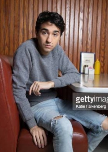 Alex Wolff photo