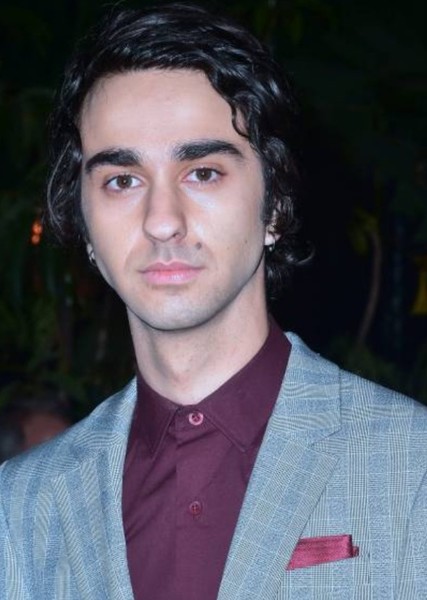 Alex Wolff photo