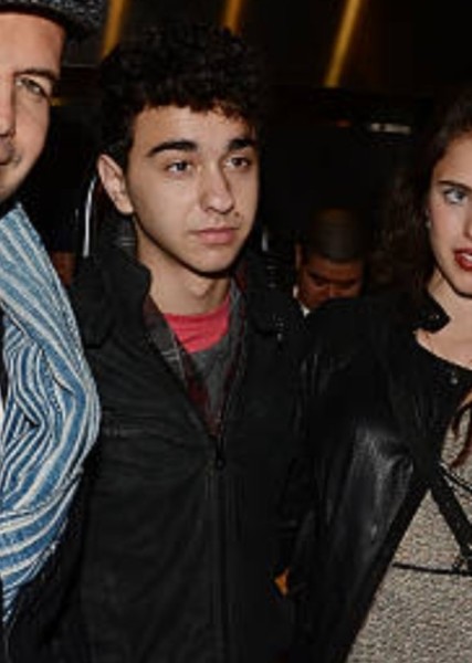 Alex Wolff photo