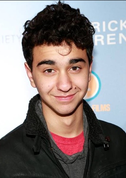 Alex Wolff photo