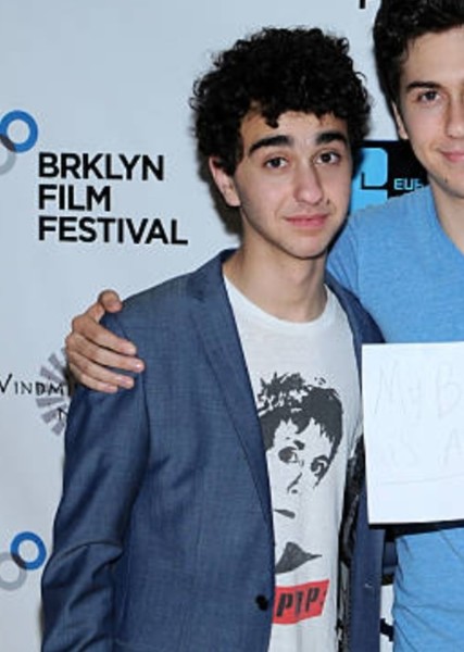Alex Wolff photo