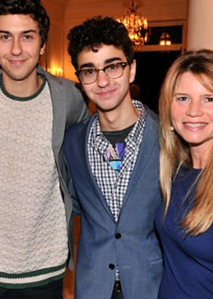 Alex Wolff photo