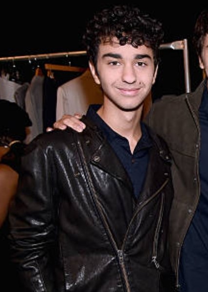 Alex Wolff photo