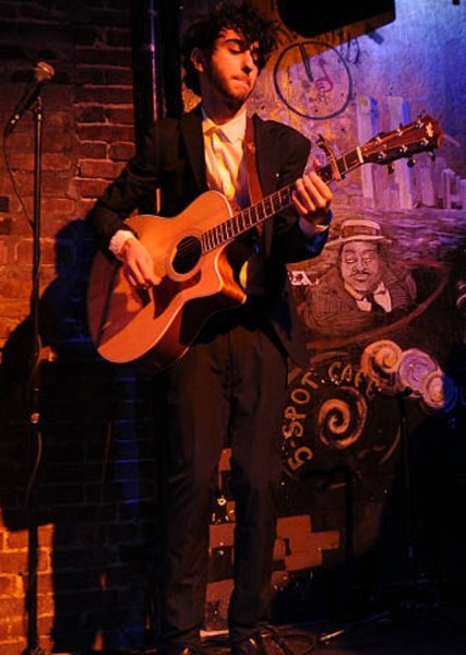 Alex Wolff photo
