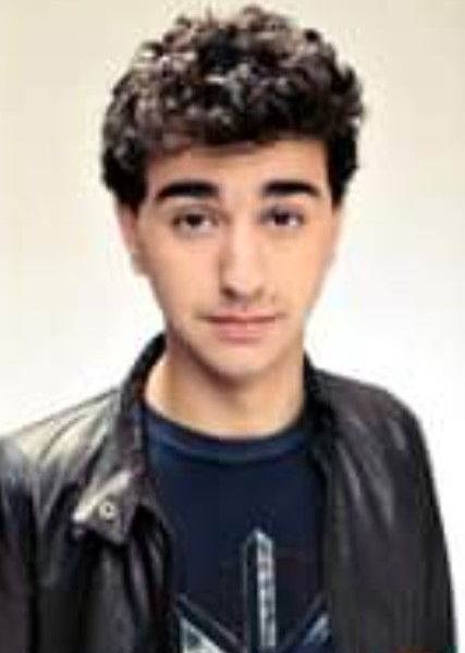 Alex Wolff photo