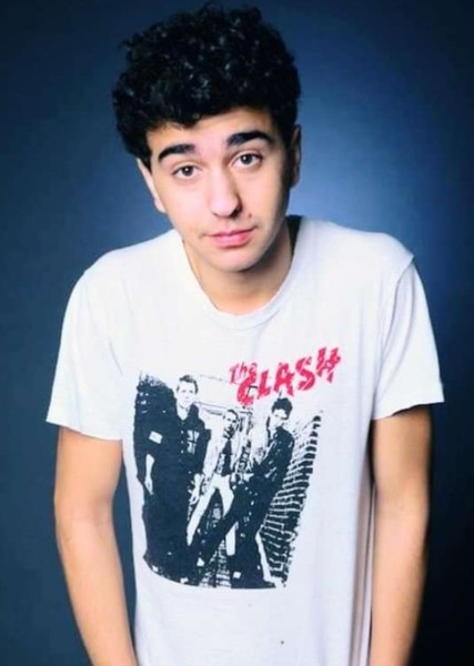 Alex Wolff photo
