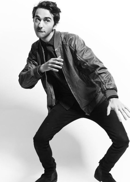 Alex Wolff photo
