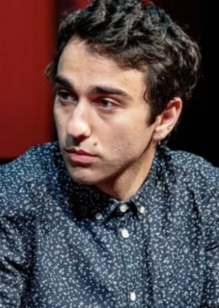 Alex Wolff photo