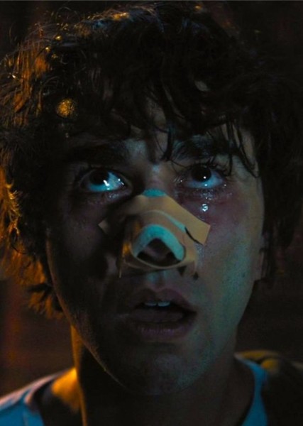 Alex Wolff photo