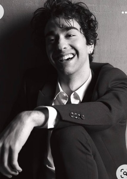 Alex Wolff photo