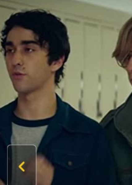 Alex Wolff photo