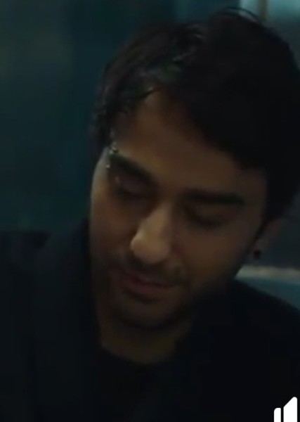 Alex Wolff photo