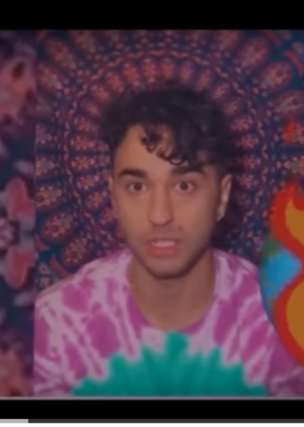 Alex Wolff photo