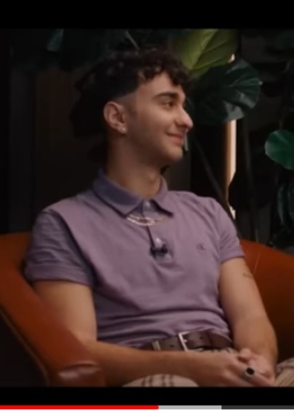 Alex Wolff photo