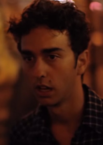 Alex Wolff photo