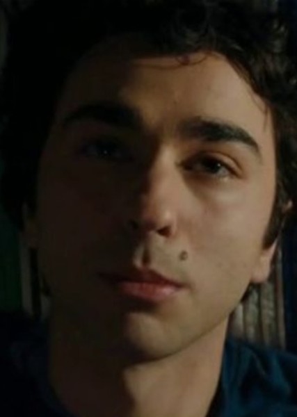 Alex Wolff photo